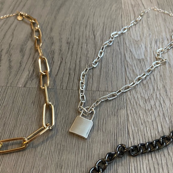 Claire’s Statement Chains - Necklace Bundle - Picture 5 of 6